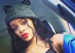 Rihanna-250x179