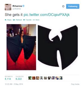 rihanna-batgirl-1