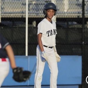 Mo' Ne Davis