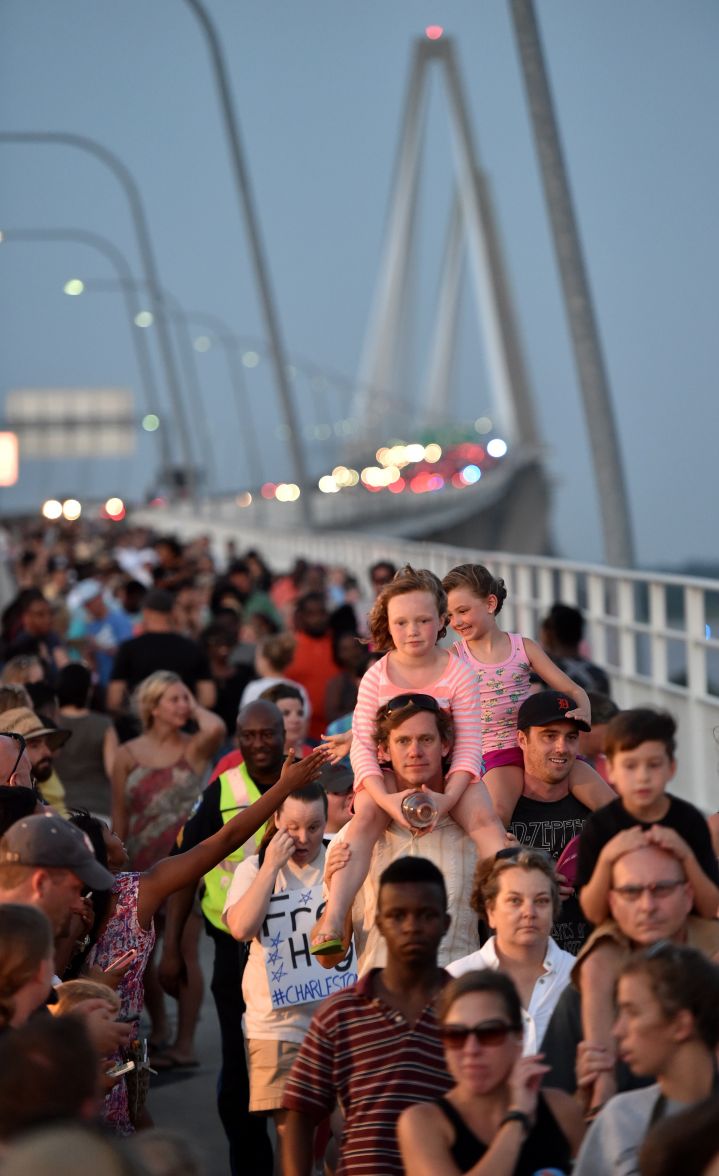 #CharlestonUnited: Thousands March And Join Hands In Memory Of The ‘Emanuel Nine’ [PHOTOS]