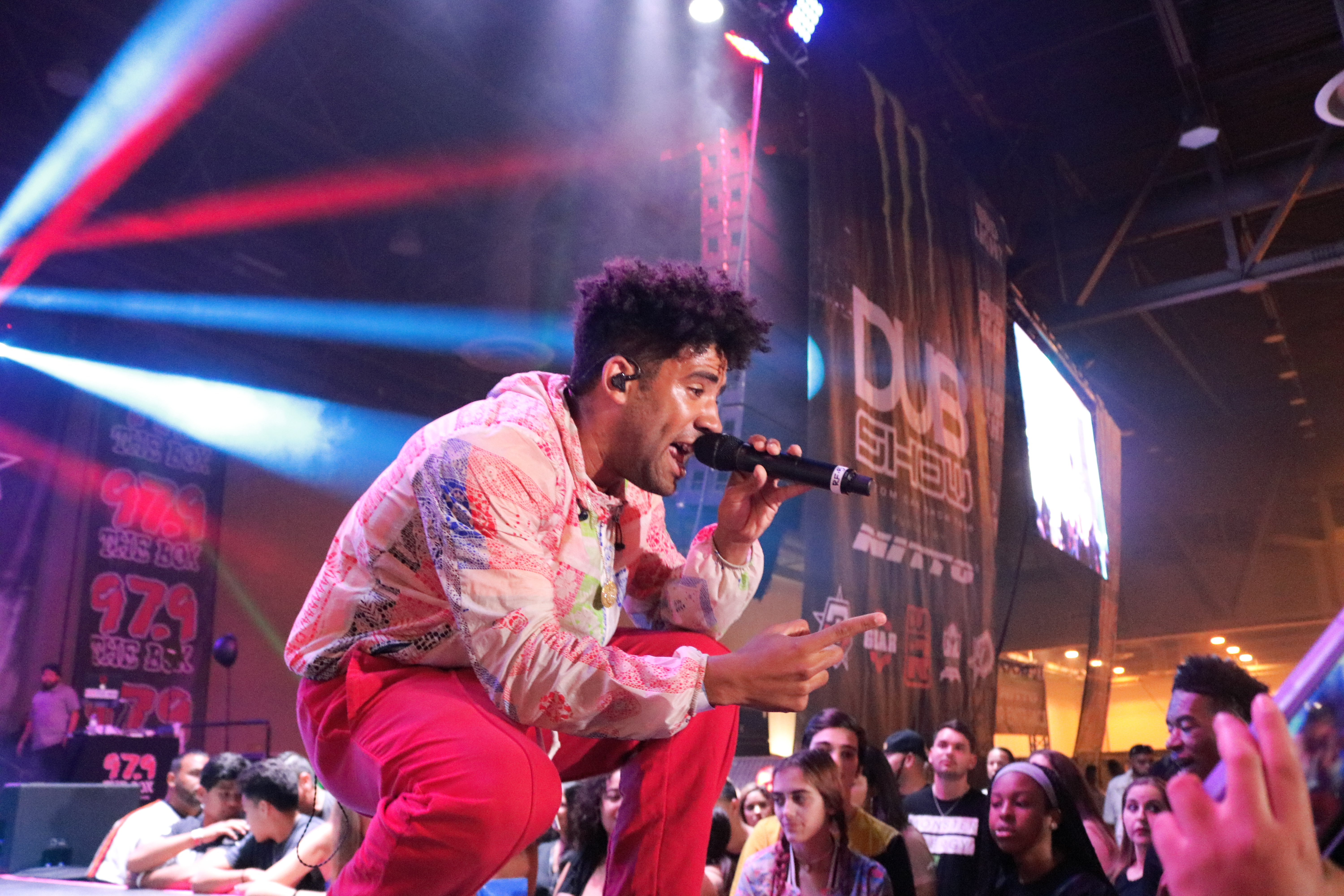 Kyle Performs at 2017 Dub Car Show