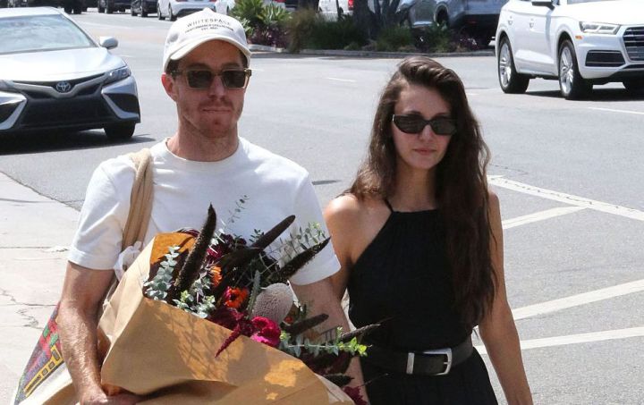 Nina Dobrev & Shaun White