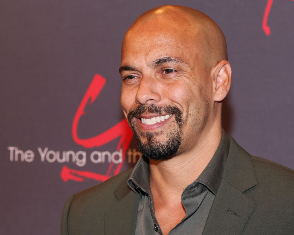 "The Young And The Restless" Commemorates 13,000 Episodes With On-Set Celebration